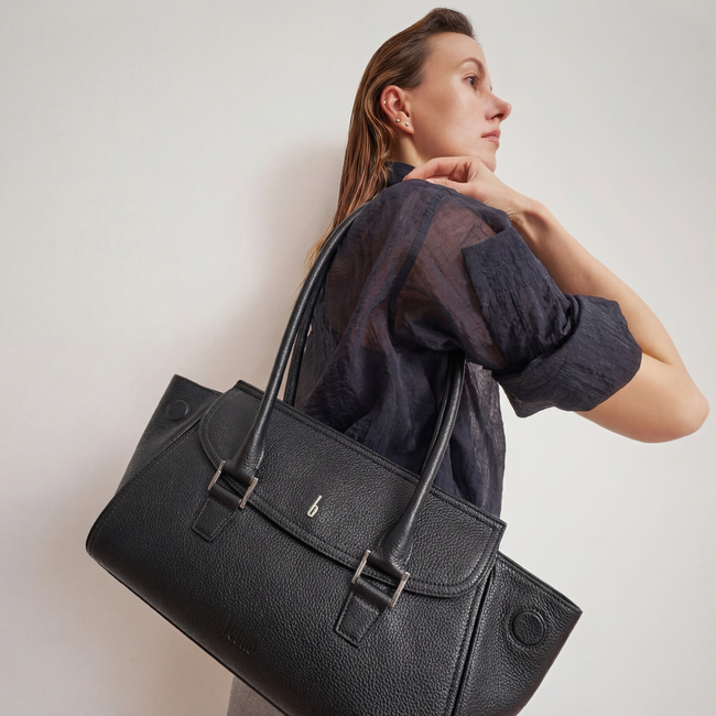 Coco Baguette Pebble Black Main Image