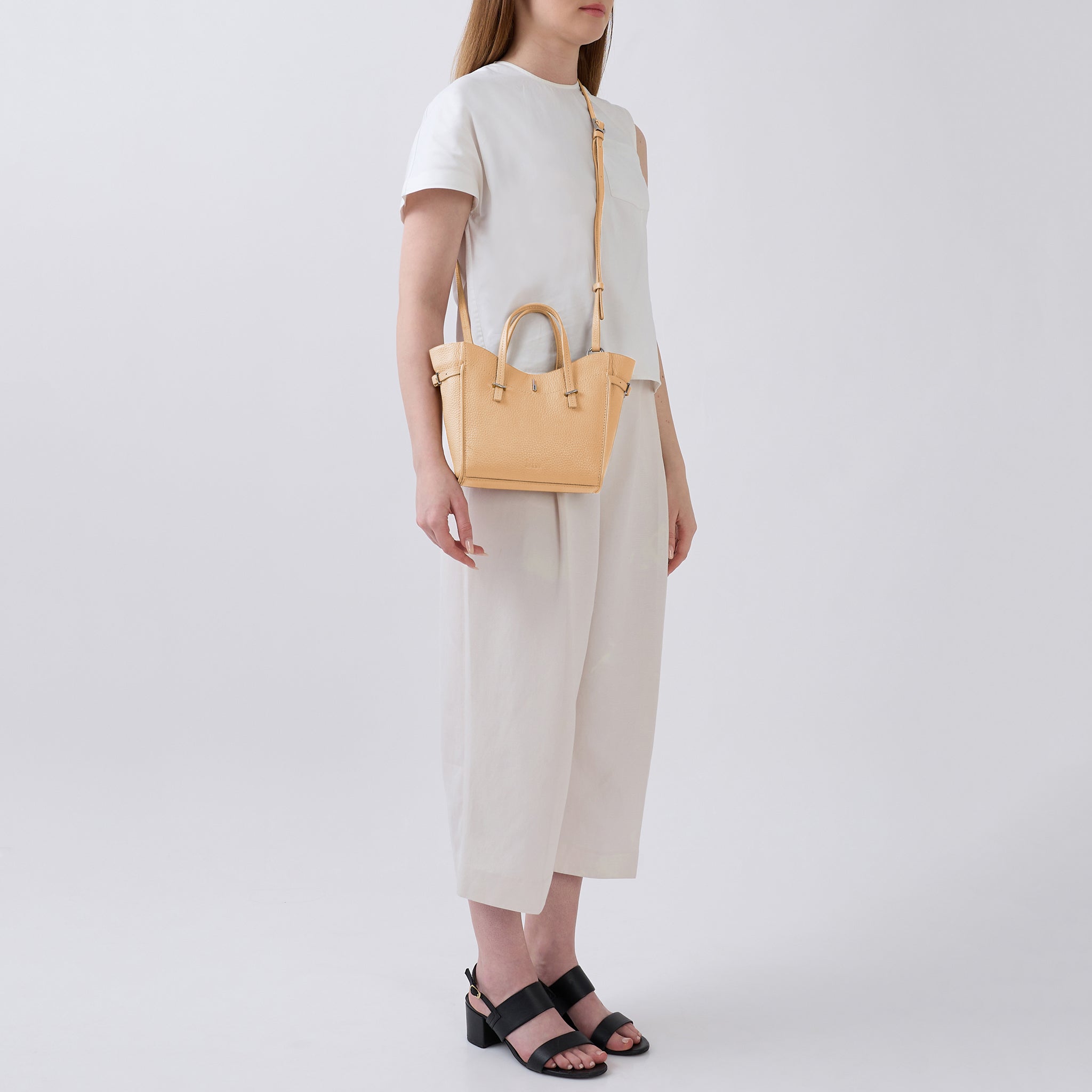 GRETA MINI CROSSBODY PEBBLE PEACH