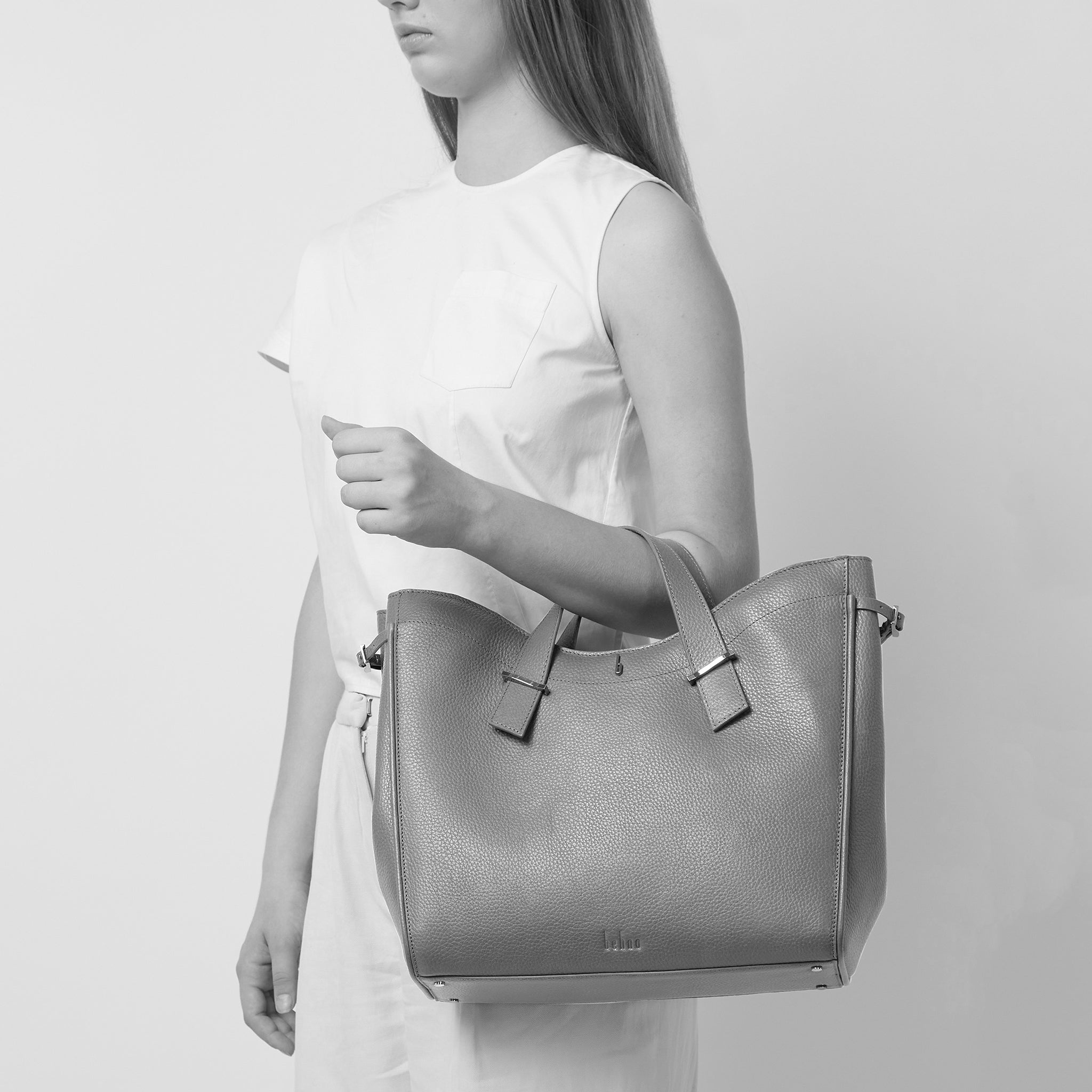 GRETA TOTE PEBBLE CLAY