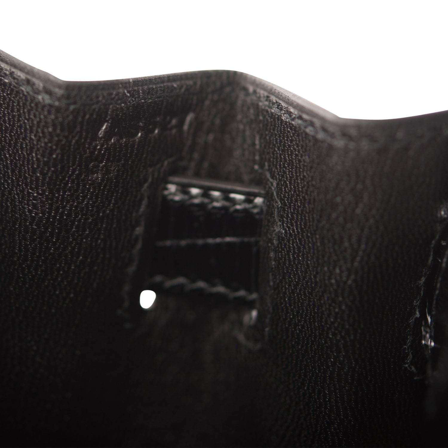 Hermes Black Shiny Niloticus Crocodile Sellier Kelly 28cm Gold Hardware