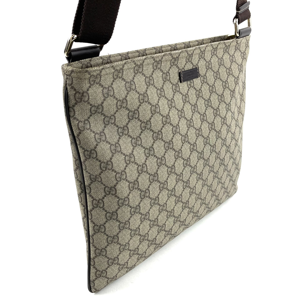 GUCCI GG Supreme Flat Messenger Bag