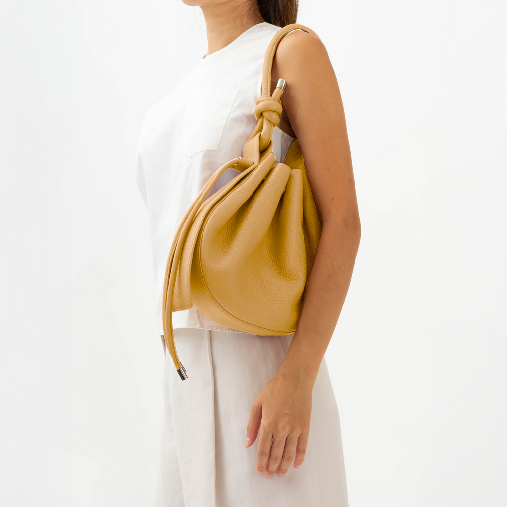 INA BAG MEDIUM PEBBLE BISQUE
