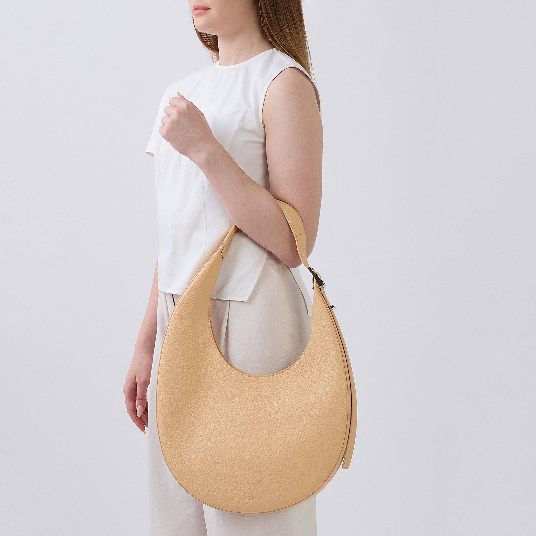 INA CRESCENT BAG LARGE PEBBLE PEACH