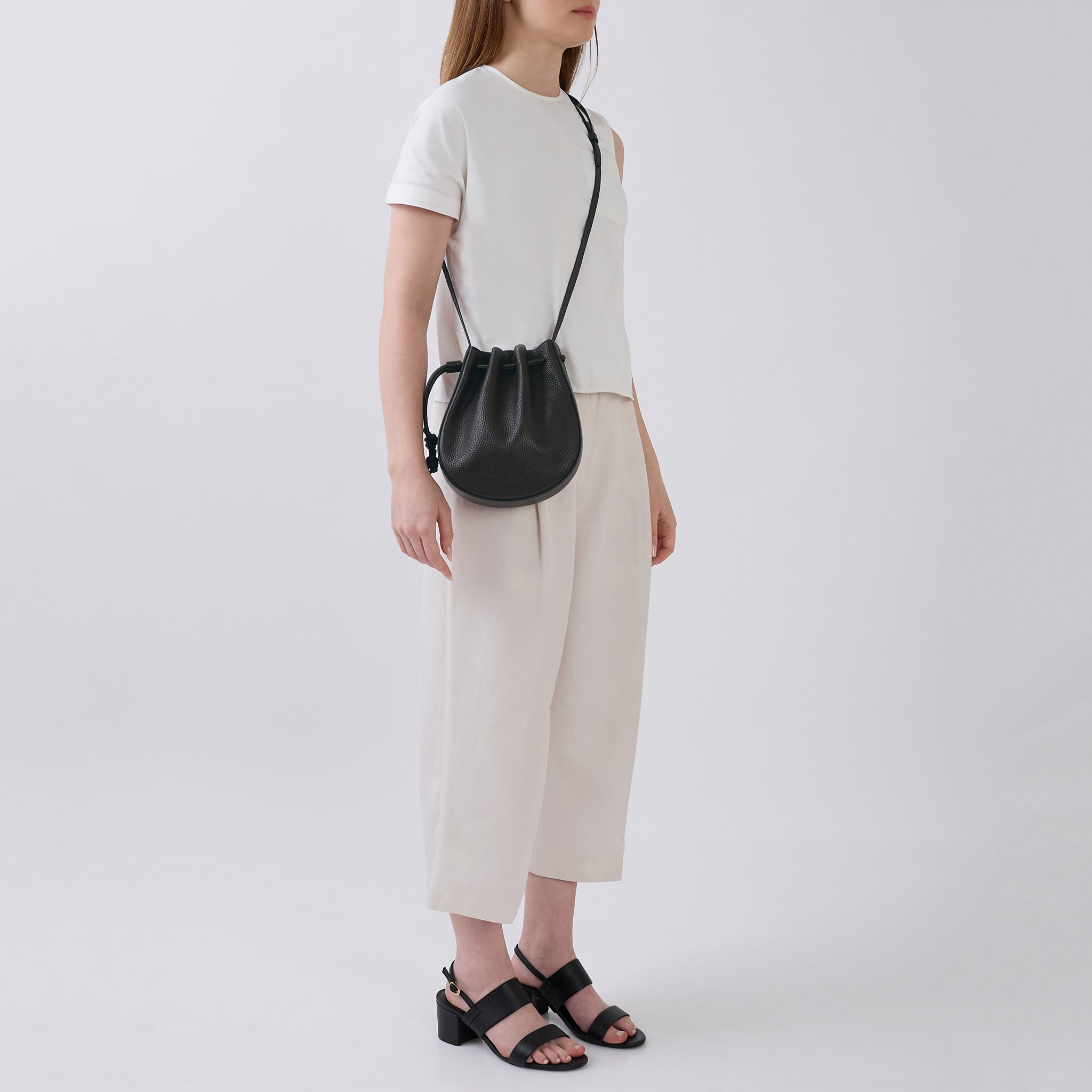 INA MINI CROSSBODY N°2 PEBBLE BLACK