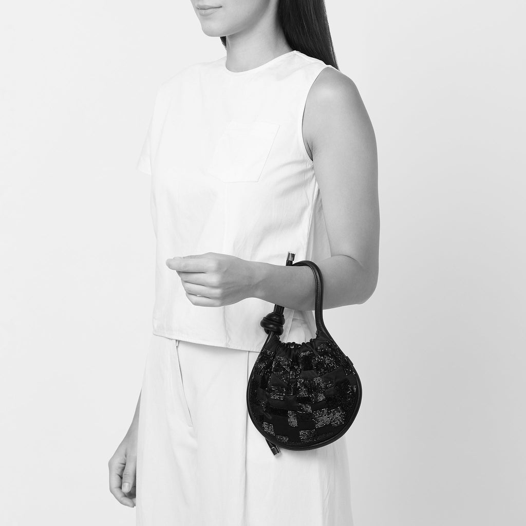 INA MINI POTLI WAVE QUILT BLACK