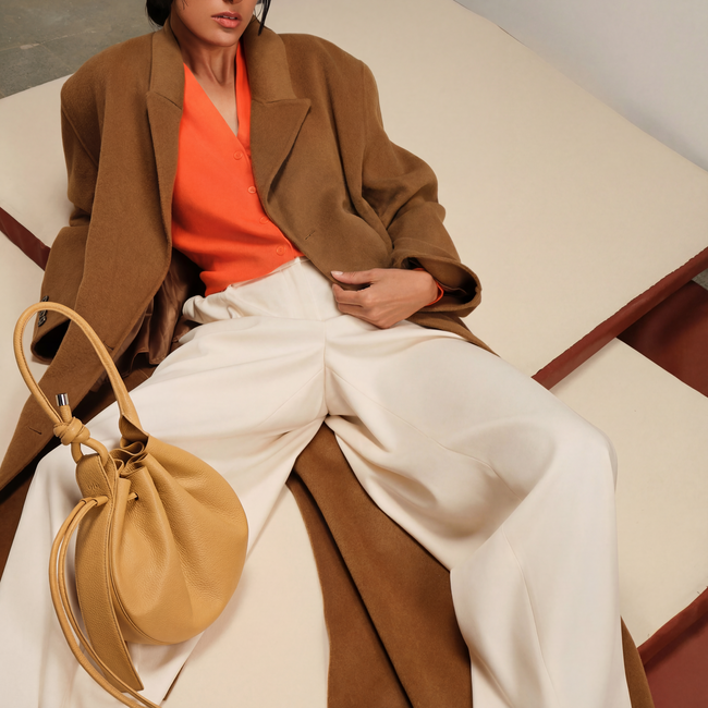 INA BAG MEDIUM PEBBLE BISQUE Main Image