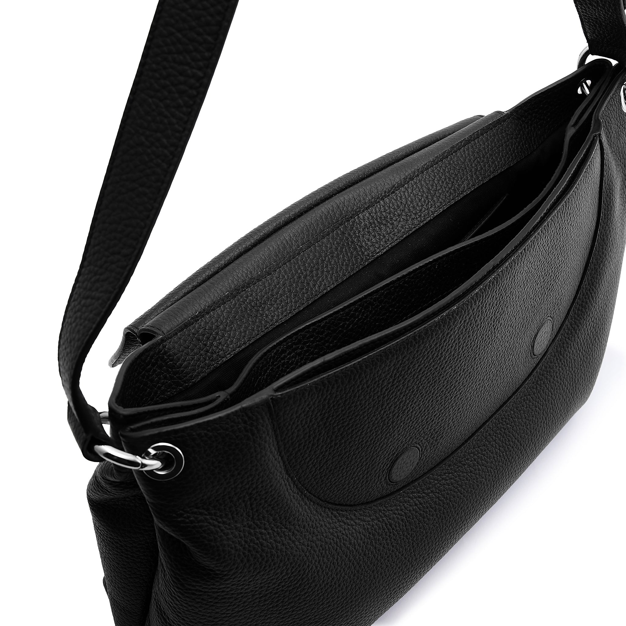 JUDITH SATCHEL LARGE PEBBLE BLACK