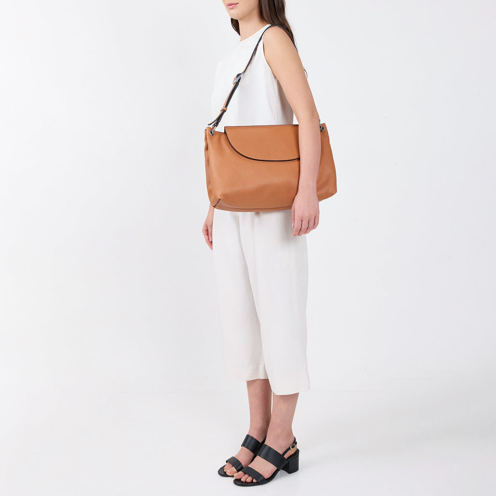 JUDITH SATCHEL LARGE PEBBLE CLAY