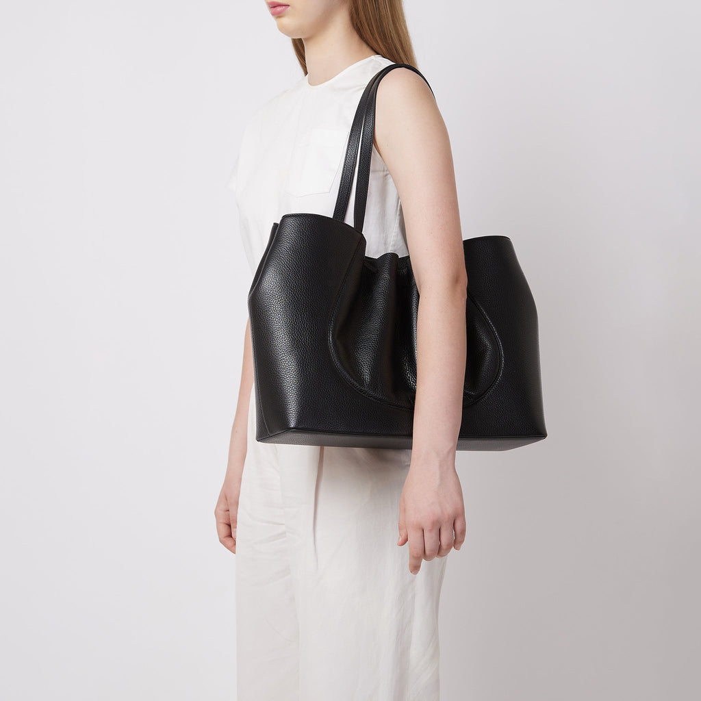 KATRINA TOTE LARGE PEBBLE BLACK