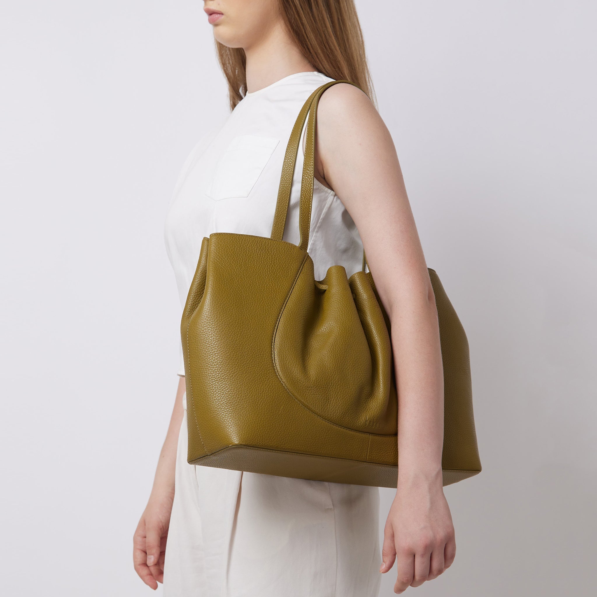 KATRINA TOTE LARGE PEBBLE OLIVE