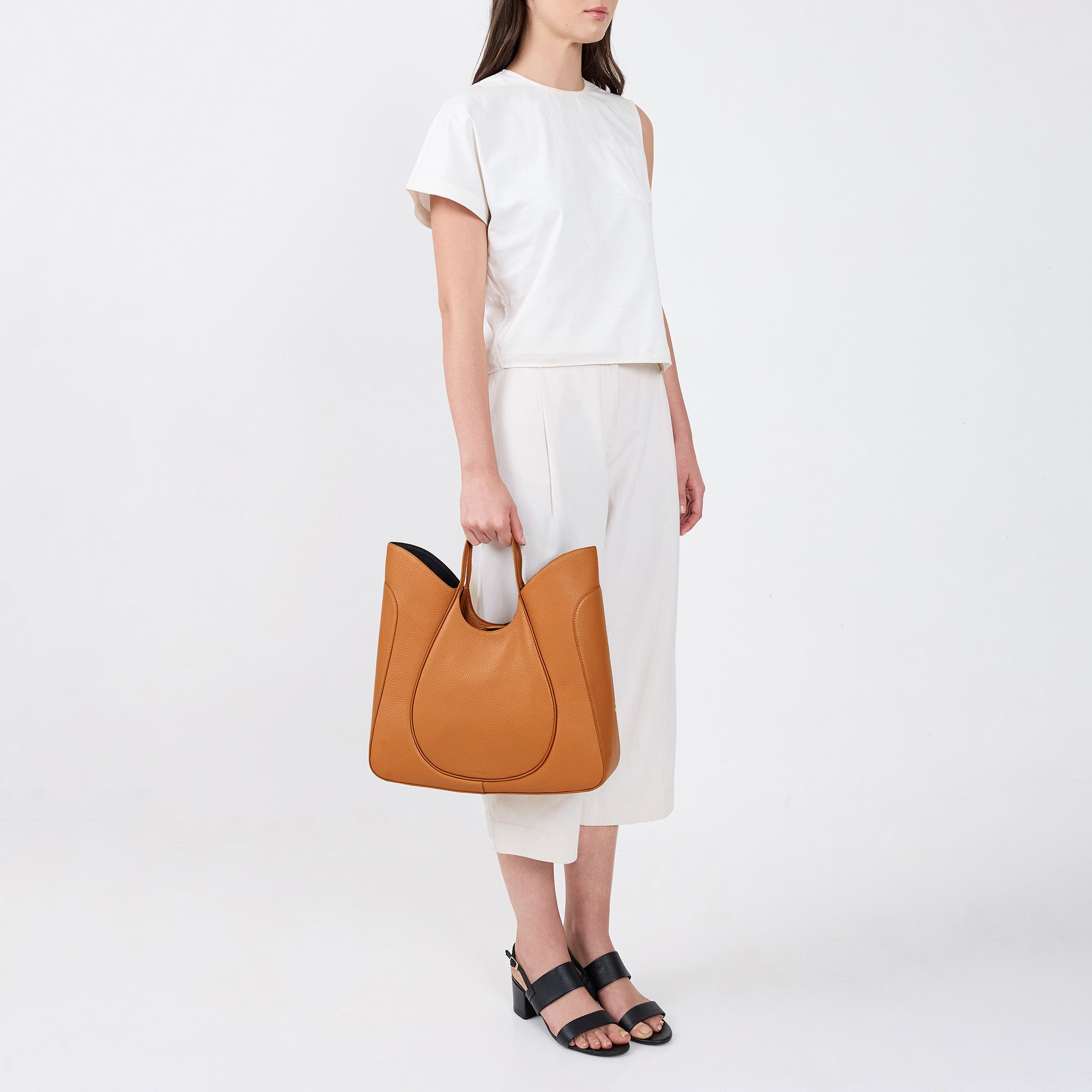 KATRINA TOTE WAVE PEBBLE CLAY