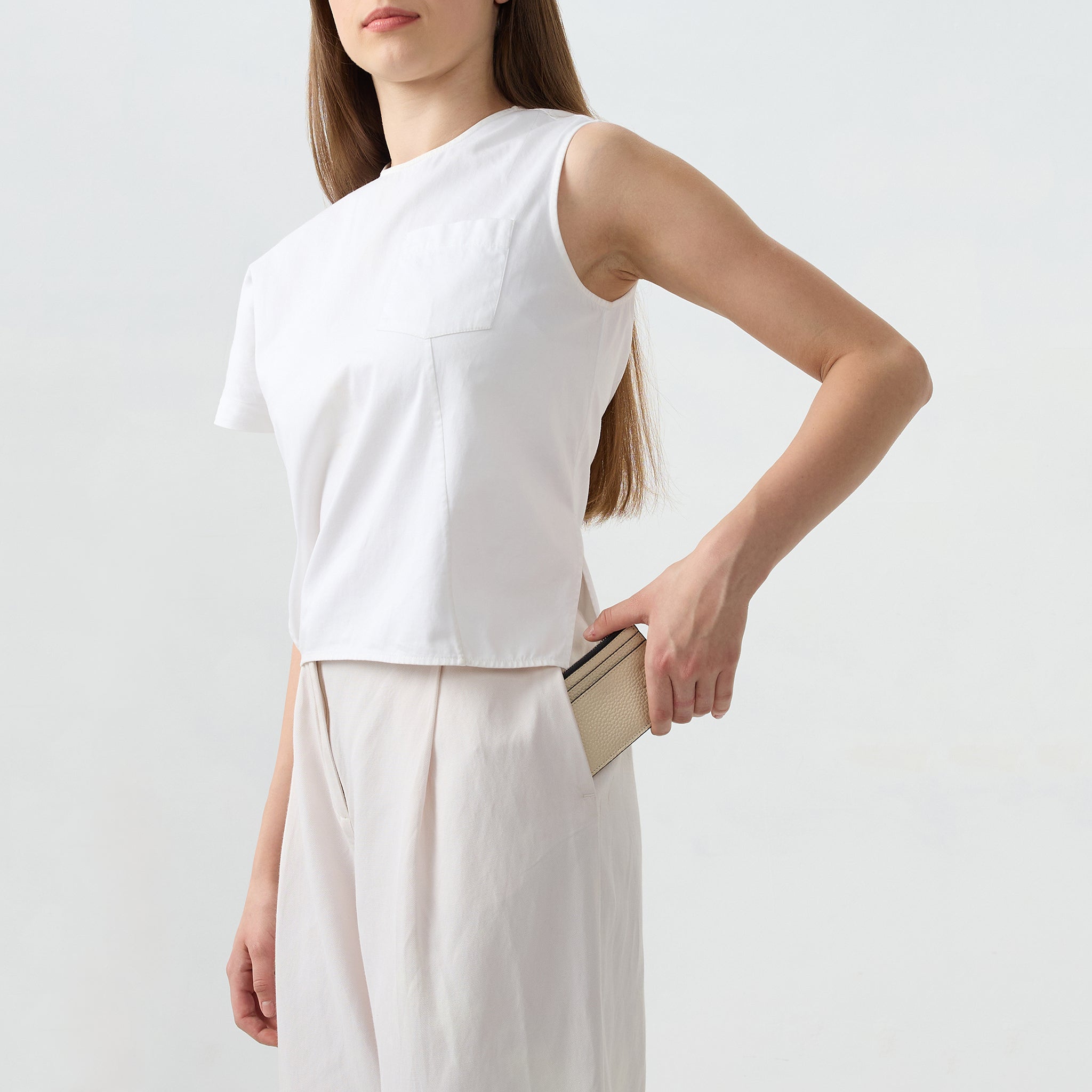 LARRY KEYCHAIN PEBBLE BEIGE