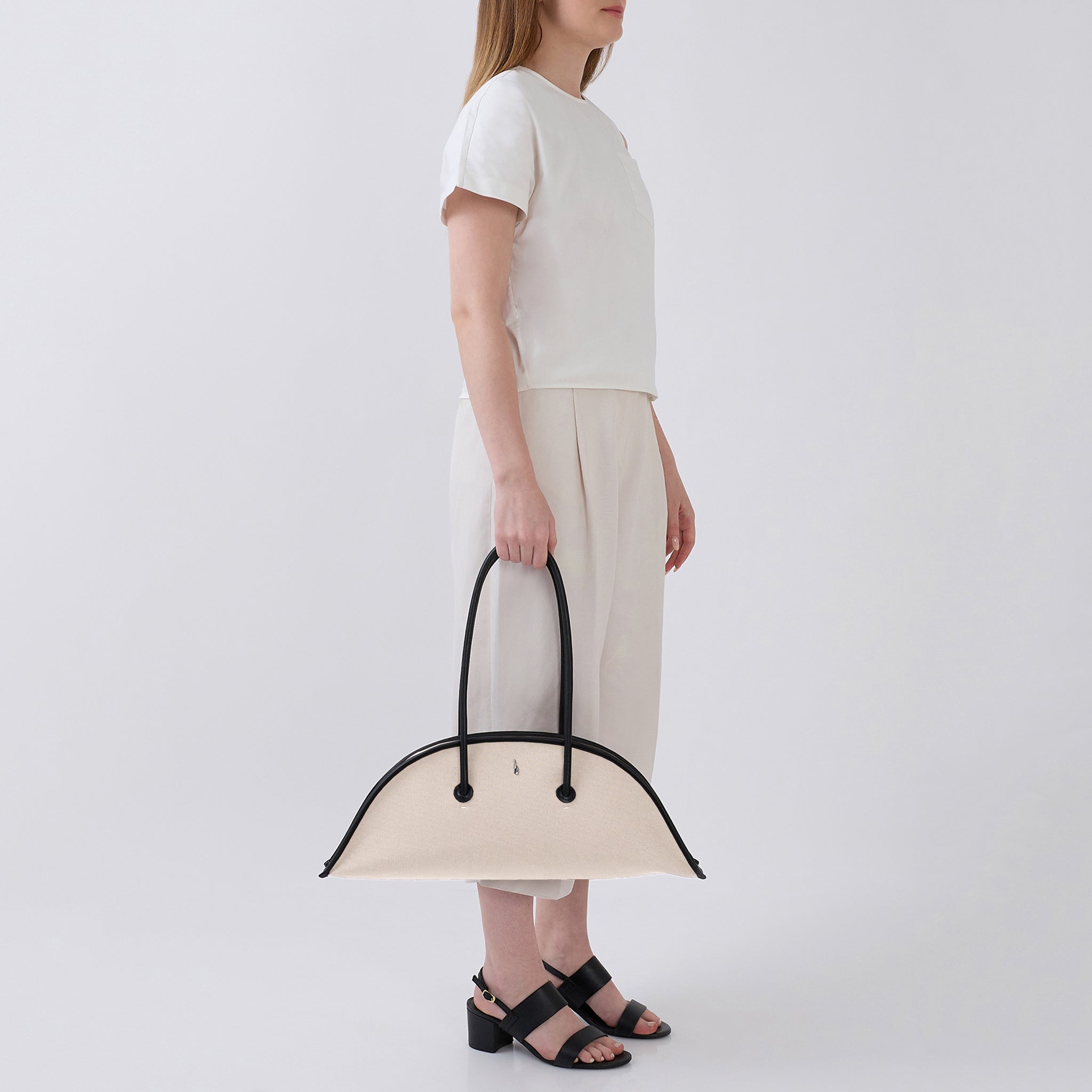 LAVERNE BAG CANVAS SAND/BLACK