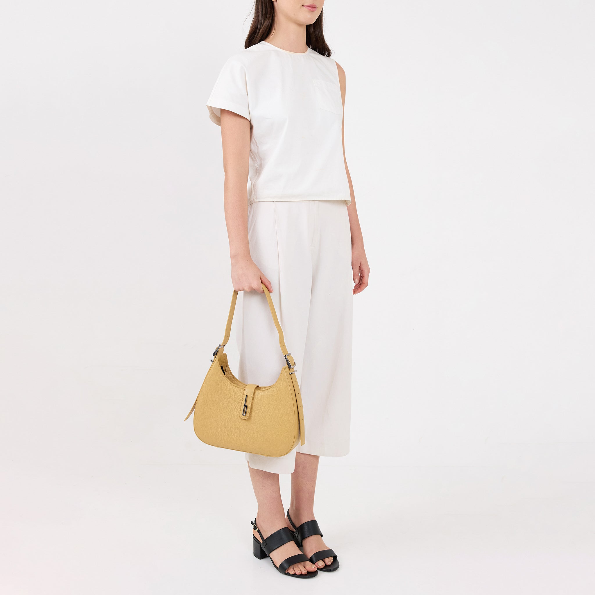 LEENA BAG PEBBLE BISQUE