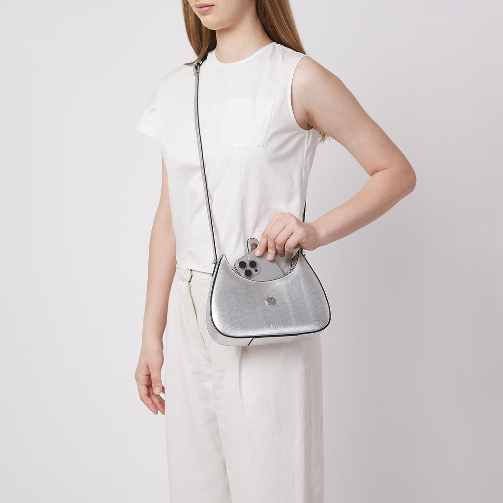 LEENA MINI CROSSBODY METALLIC SILVER