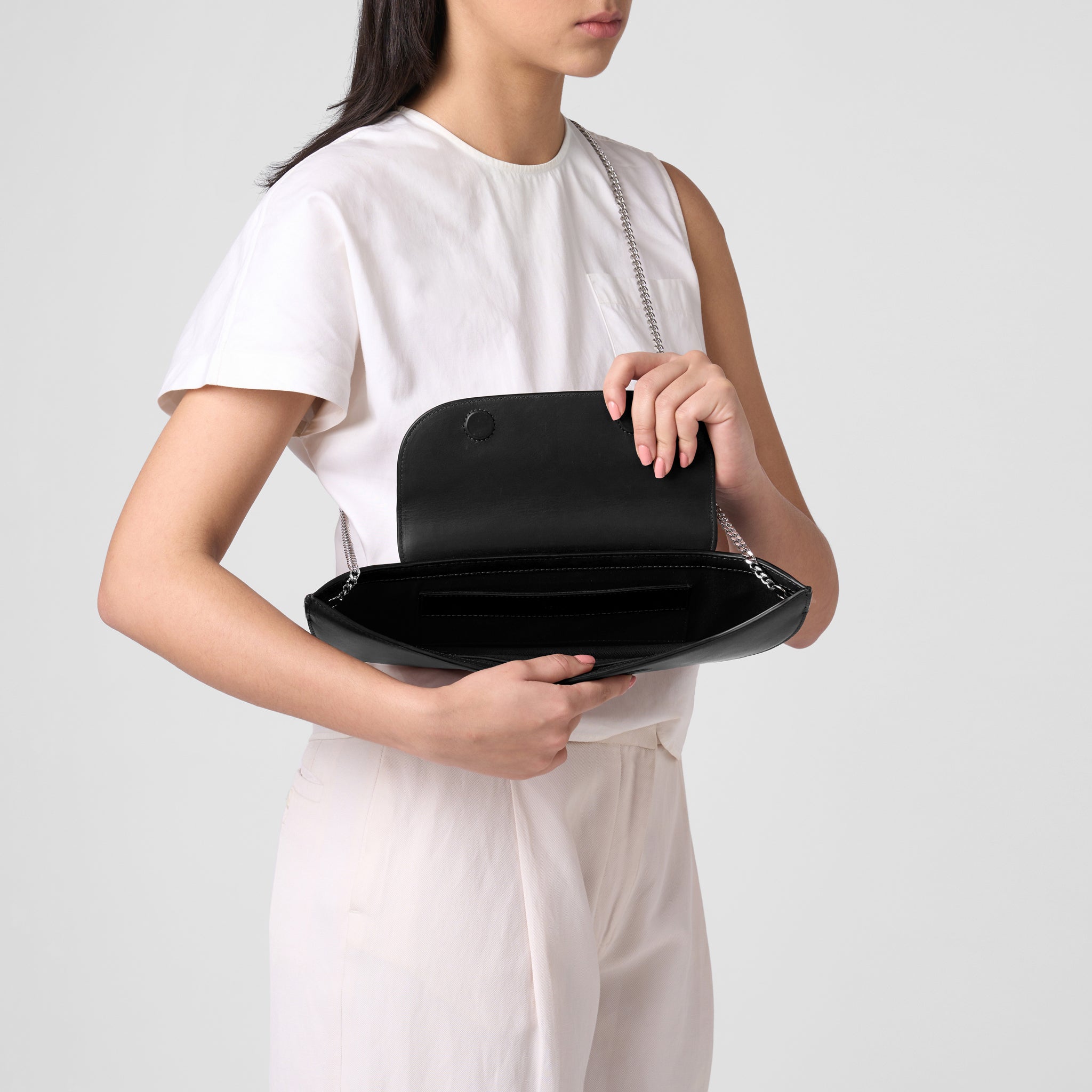 NADIA CLUTCH NAPPA BLACK