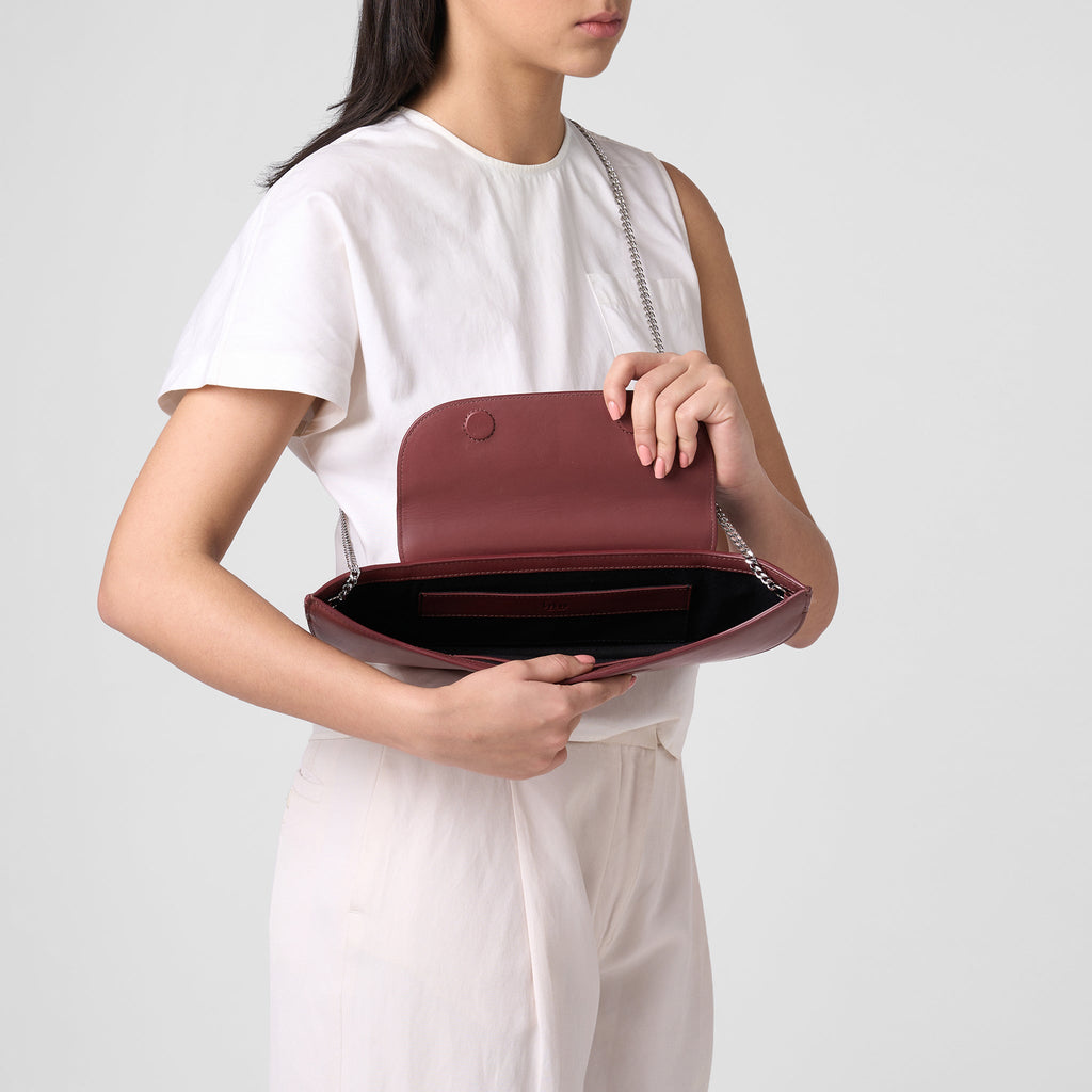NADIA CLUTCH NAPPA BRICK