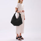 NELLI HOBO LARGE PEBBLE BLACK