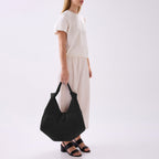 NELLI HOBO LARGE PEBBLE BLACK