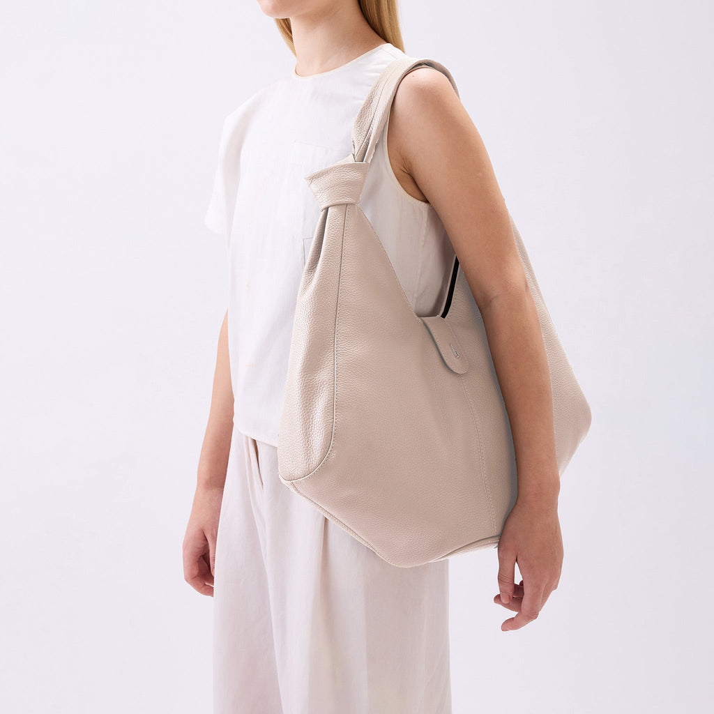 NELLI HOBO LARGE PEBBLE BONE