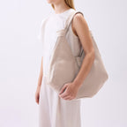NELLI HOBO LARGE PEBBLE BONE