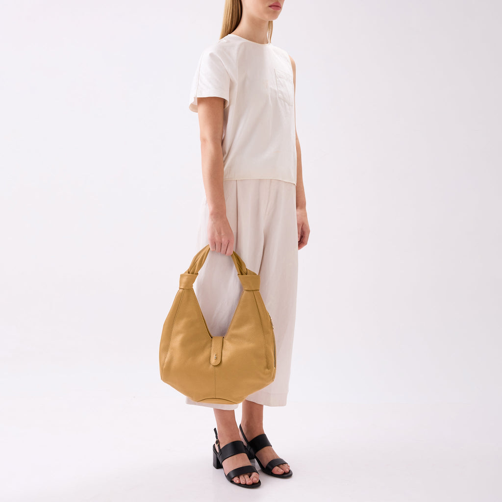 NELLI HOBO PEBBLE BISQUE