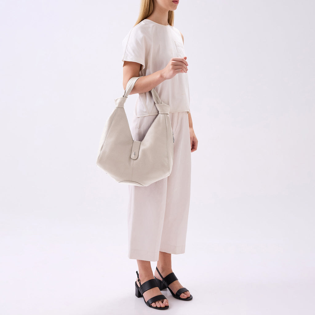 NELLI HOBO PEBBLE BONE