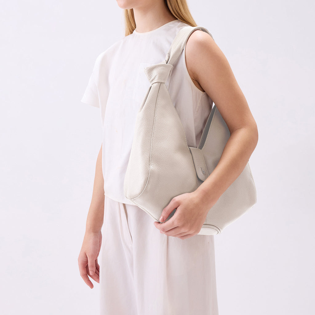 NELLI HOBO PEBBLE BONE