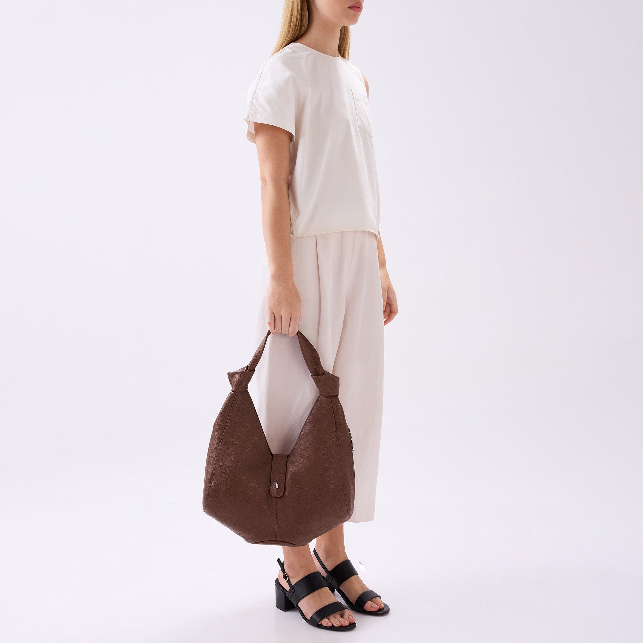 NELLI HOBO PEBBLE CINNAMON