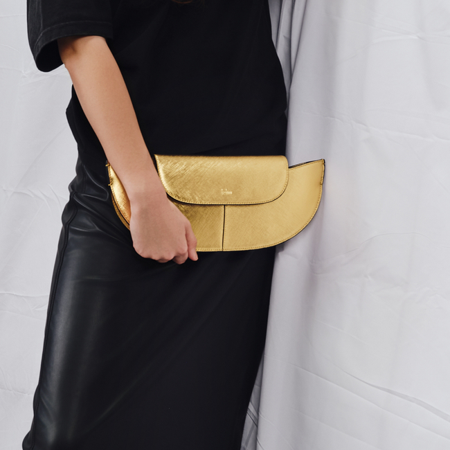 NADIA CLUTCH METALLIC GOLD Main Image