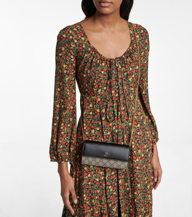 Gg Marmont Leather Clutch Main Image